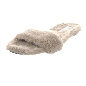 Reformation fir fur trim slides size 8